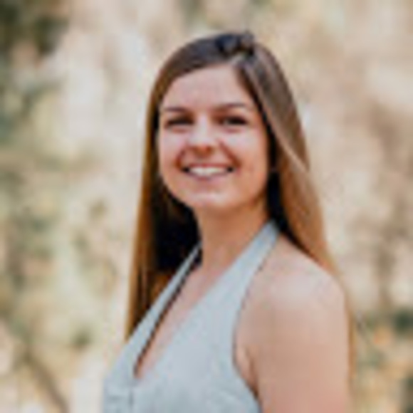 Meet your Posher, Julia - Picture 1 of 1